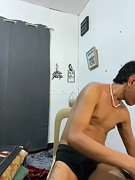 asian_darlingcummersxXx 即時 XXX 聊天