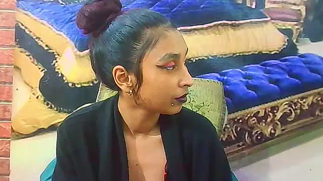 Czat XXX na żywo – IndianSexyButt
