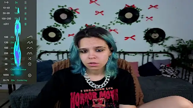 Chat +18 de LiraBelle ao vivo