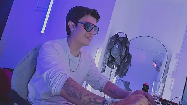 angel_still_のライブXXXチャット