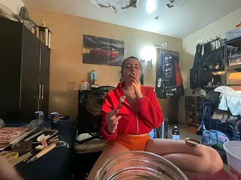 Snowbunnycake_131n Live XXX chat