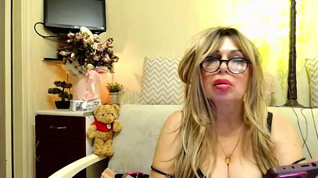 SusieNoreen's Live XXX Chat