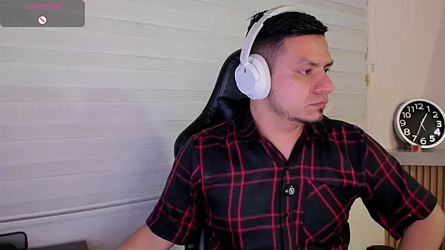 Rick_Adams' Live XXX Chat