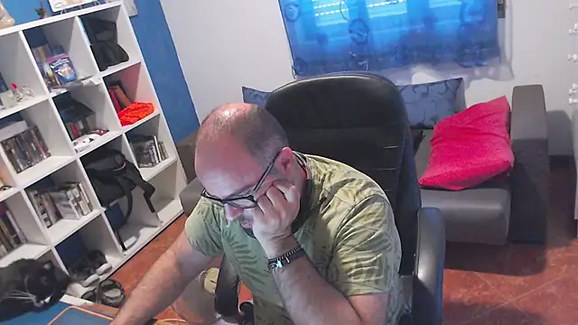 Chat XXX en directo de ravingr4d4
