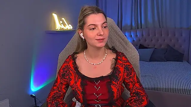 LucreciaStorm's Live XXX Chat