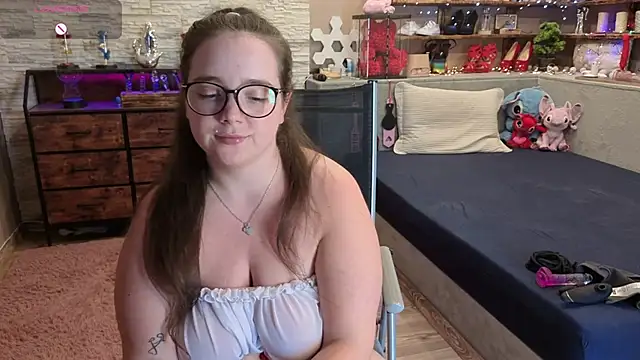 Kimberly-Caprice's Live XXX Chat