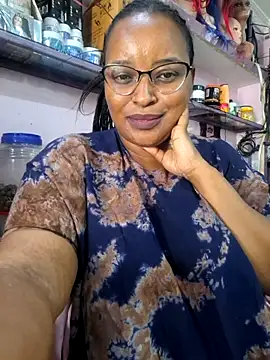 Goddess_of_Hearts' Live XXX Chat