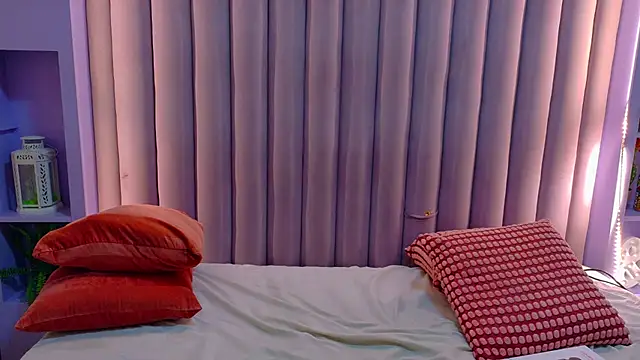 Meganlove__'s Live XXX Chat
