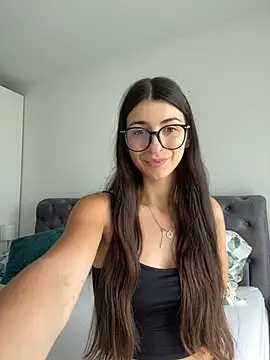 Wildberry_ Adlı Modelin Canlı XXX Sohbeti