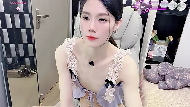 Yueyue-MM's Live XXX Chat