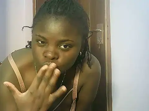 Inaya_Kiara Chat XXX live