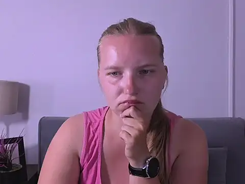 Chat +18 de RoseTeacherX ao vivo