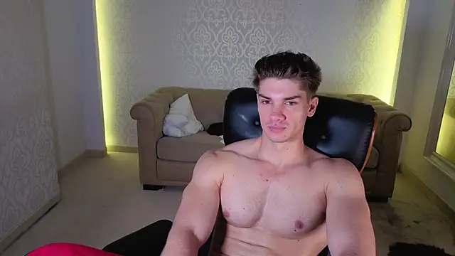 MaxKaiden Live XXX Chat