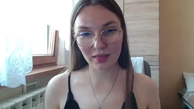 LooveELLYx Chat XXX live
