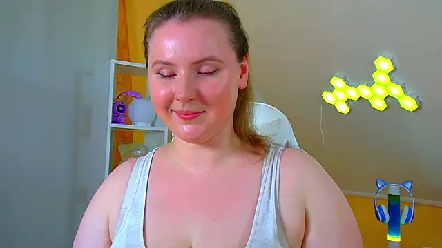 MelodyMoores live XXX chat