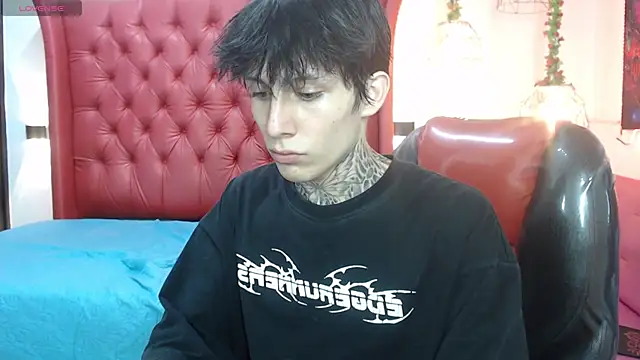Cry_thereal 现场XXX聊天