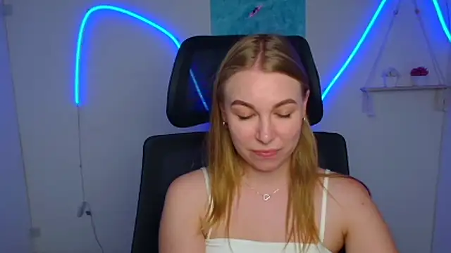 Chat +18 de Dana_flowers ao vivo