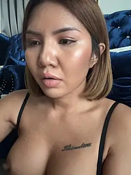 แชท XXX สดของ Alittleasiangirl