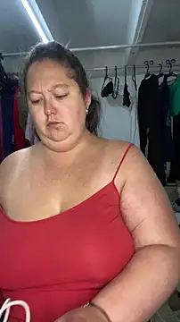 Chat +18 de Chloee_Peach ao vivo