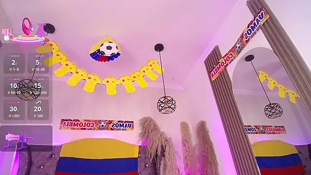 Chat +18 de Amara_Davis1 ao vivo