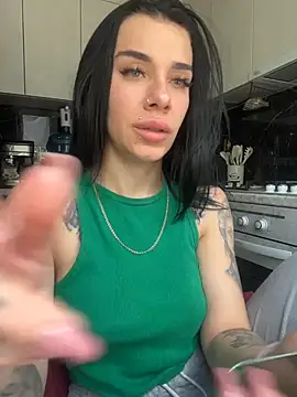Queen_of_pain Adlı Modelin Web Kamerası Şovu
