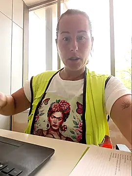 bichota85 élő XXX-chatje