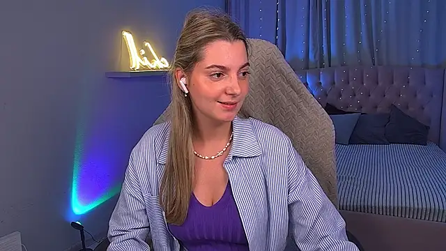 Chat +18 de LucreciaStorm ao vivo