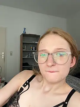 LauraundSteve_ Live XXX-Chat