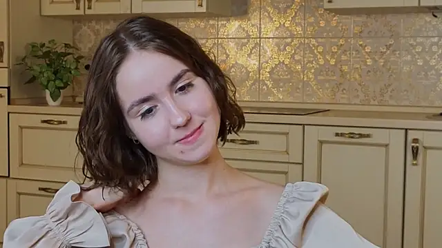 LucreciaLaforrest's Live XXX Chat