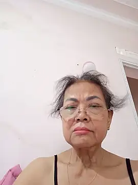 Hotestlove Chat XXX in diretta