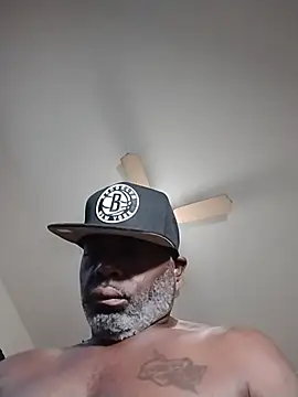 Tremainebigg Show in webcam