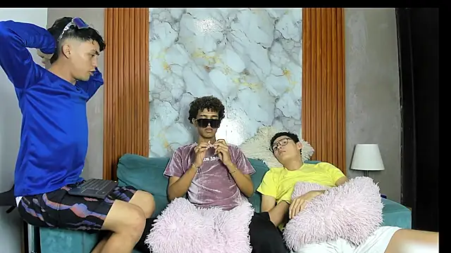 แชท XXX สดของ VERY_HOT_GUYS