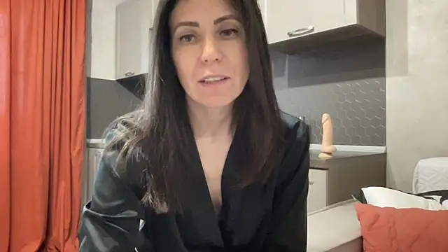 HotyWinter Chat XXX in diretta