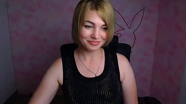 CuttieEmma's Live XXX Chat