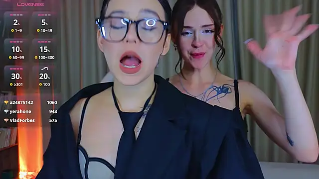 Онлайн чат XXX Adetta