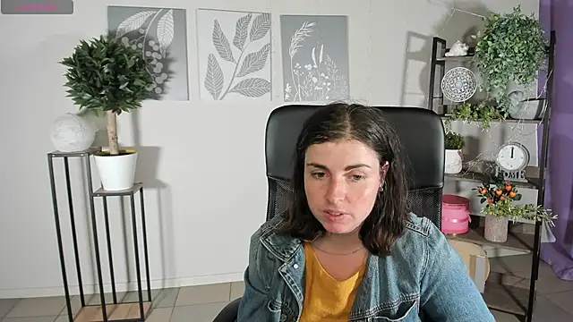 MartaEdams Adlı Modelin Canlı XXX Sohbeti