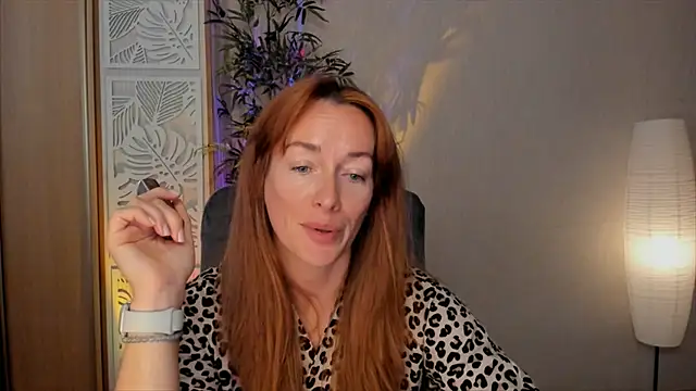 Chat +18 de RebeccaMartinez ao vivo