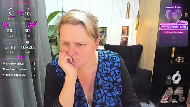 Chat +18 de ScarlettSoft ao vivo