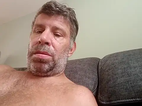 Chat +18 de stud2512 ao vivo