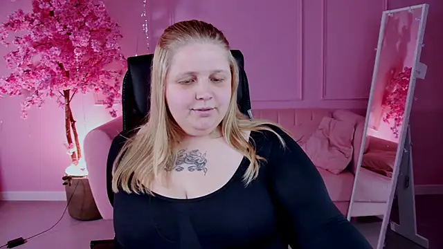 SladaDell's Live XXX Chat