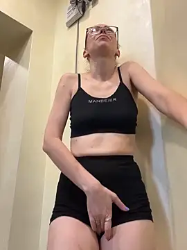 Chatroom XXX en direct de RussianGirls_
