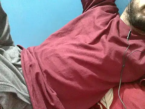 Precumboner 现场XXX聊天