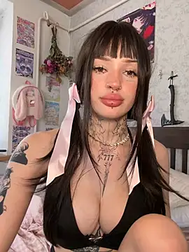 Chat +18 de madelinexx ao vivo