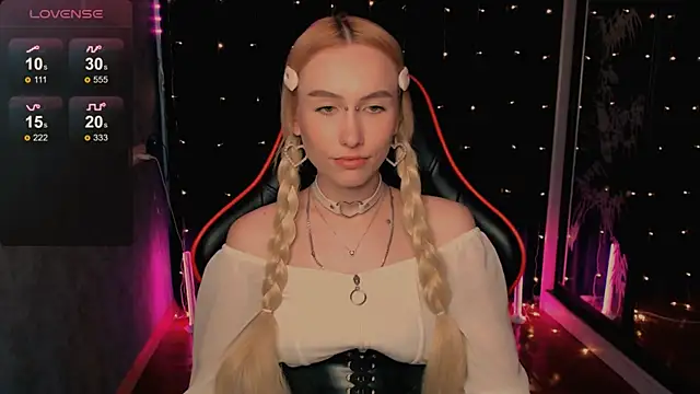 GoddessBambi's Live XXX Chat