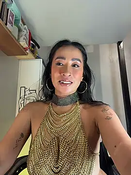 Chatroom XXX en direct de AsianMilfSheryl