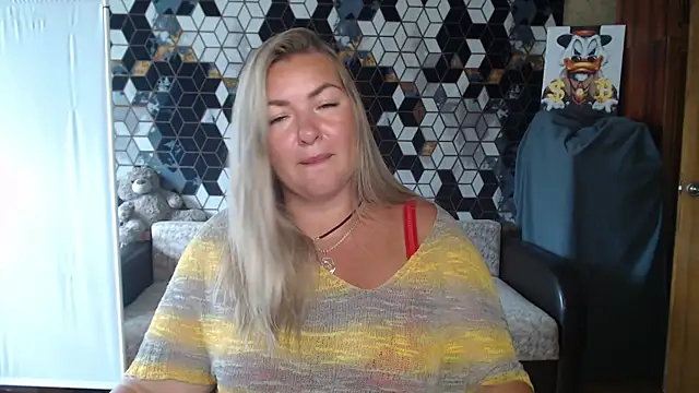 NikaSkylink's Live XXX Chat