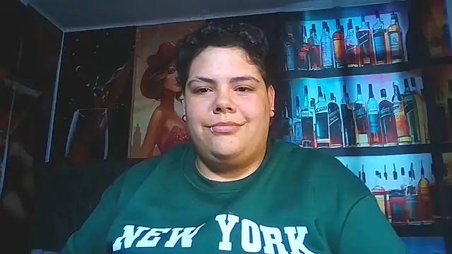 Hailey_Curvy Chat XXX in diretta