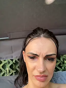 wwwdddccc1 Chat XXX in diretta