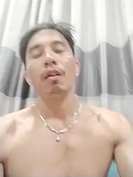 traiwe06 élő XXX-chatje