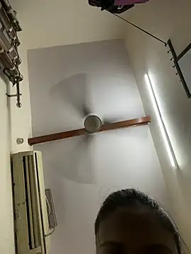cute_girl_99 live XXX chat